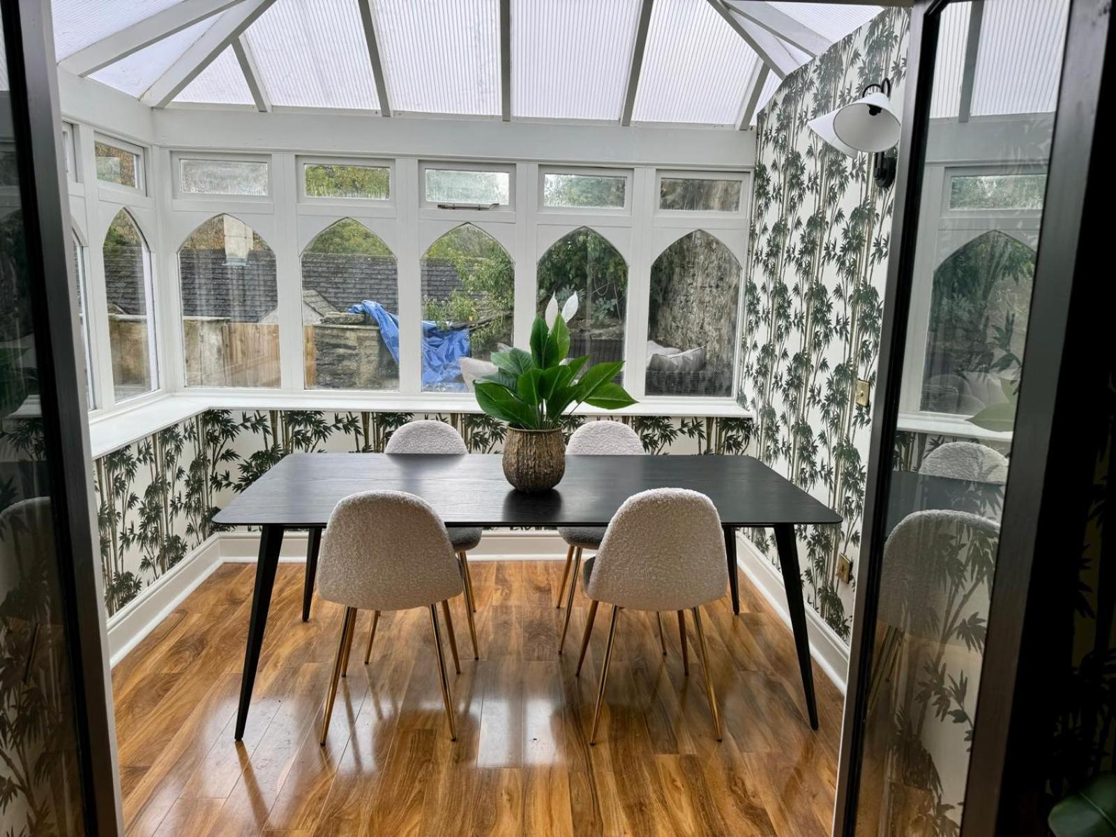 The Coach House On Love Lane - 3 Stunning Apartments In The Yorkshire Dales เลย์เบิร์น ภายนอก รูปภาพ